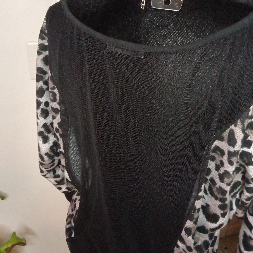 Blouse - Picture 3 of 4